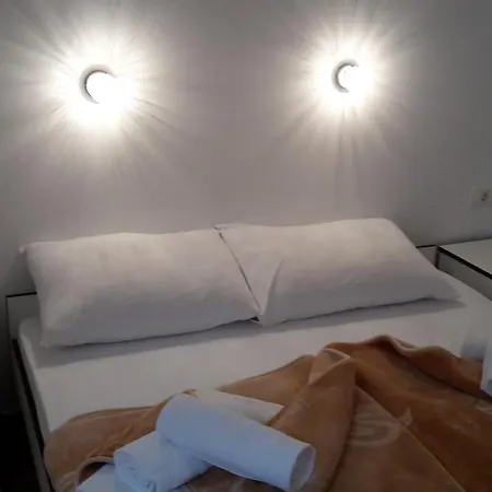 Guest house Bajro *