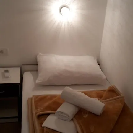 Guest house Bajro